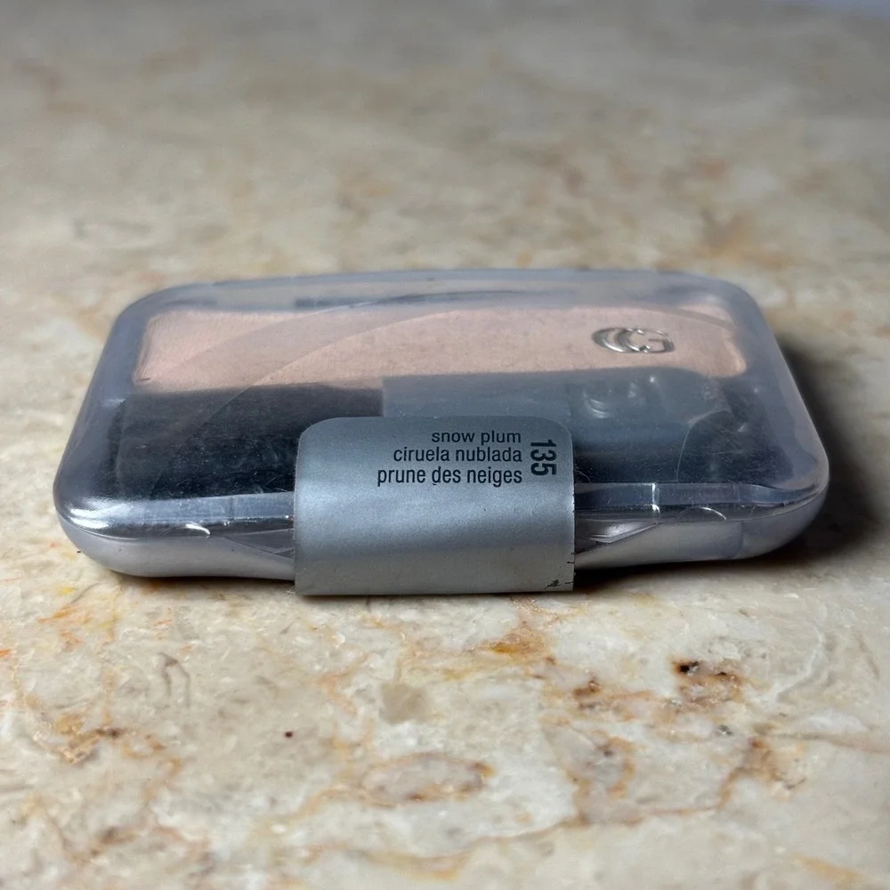 COVERGIRL Cheekers Blush 0.12oz‎ 135 Snow Plum Powder Compact with Brush